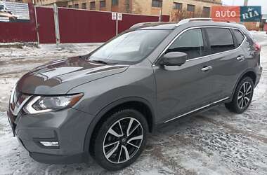 Внедорожник / Кроссовер Nissan Rogue 2019 в Ромнах