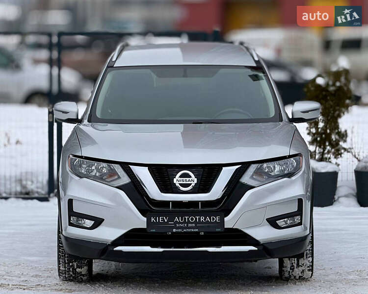Внедорожник / Кроссовер Nissan Rogue 2018 в Киеве