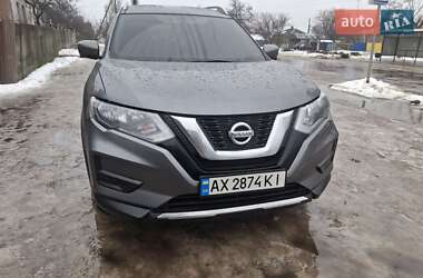 Внедорожник / Кроссовер Nissan Rogue 2016 в Мерефа