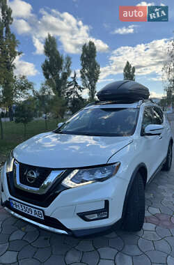 Внедорожник / Кроссовер Nissan Rogue 2018 в Одессе