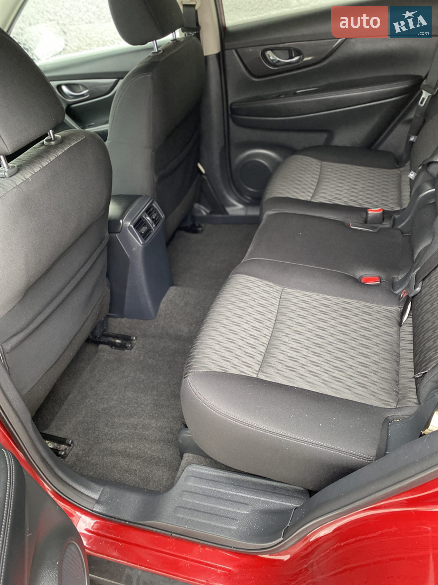 2018 Nissan Rogue - мініатюра 15