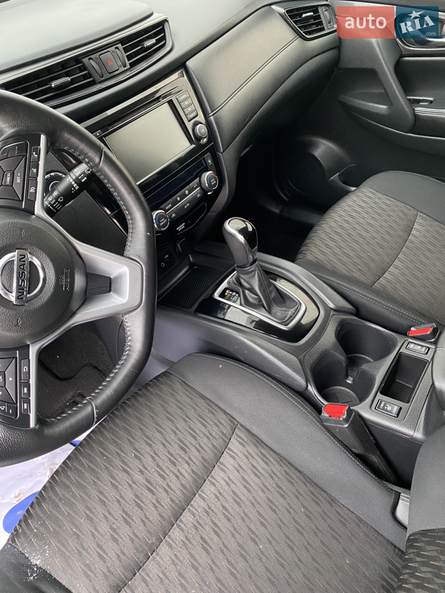 2018 Nissan Rogue - мініатюра 17