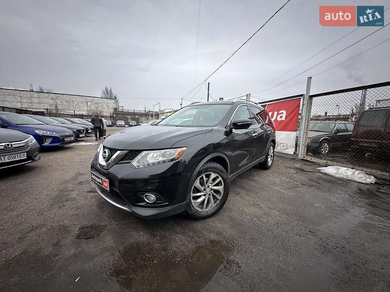 Внедорожник / Кроссовер Nissan Rogue 2014 в Запорожье