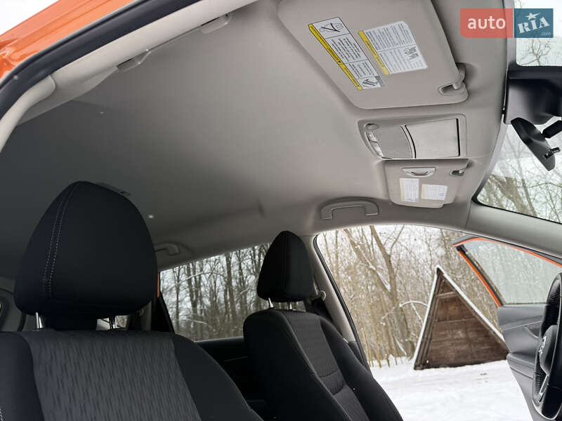 Внедорожник / Кроссовер Nissan Rogue 2019 в Фастове