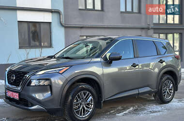 Внедорожник / Кроссовер Nissan Rogue 2021 в Ровно