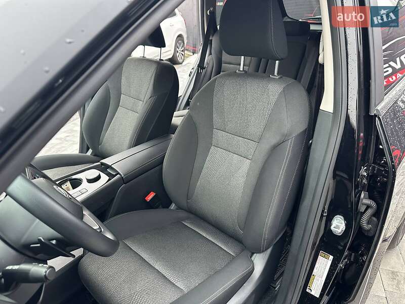 Внедорожник / Кроссовер Nissan Rogue 2024 в Днепре