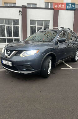 Внедорожник / Кроссовер Nissan Rogue 2016 в Киеве