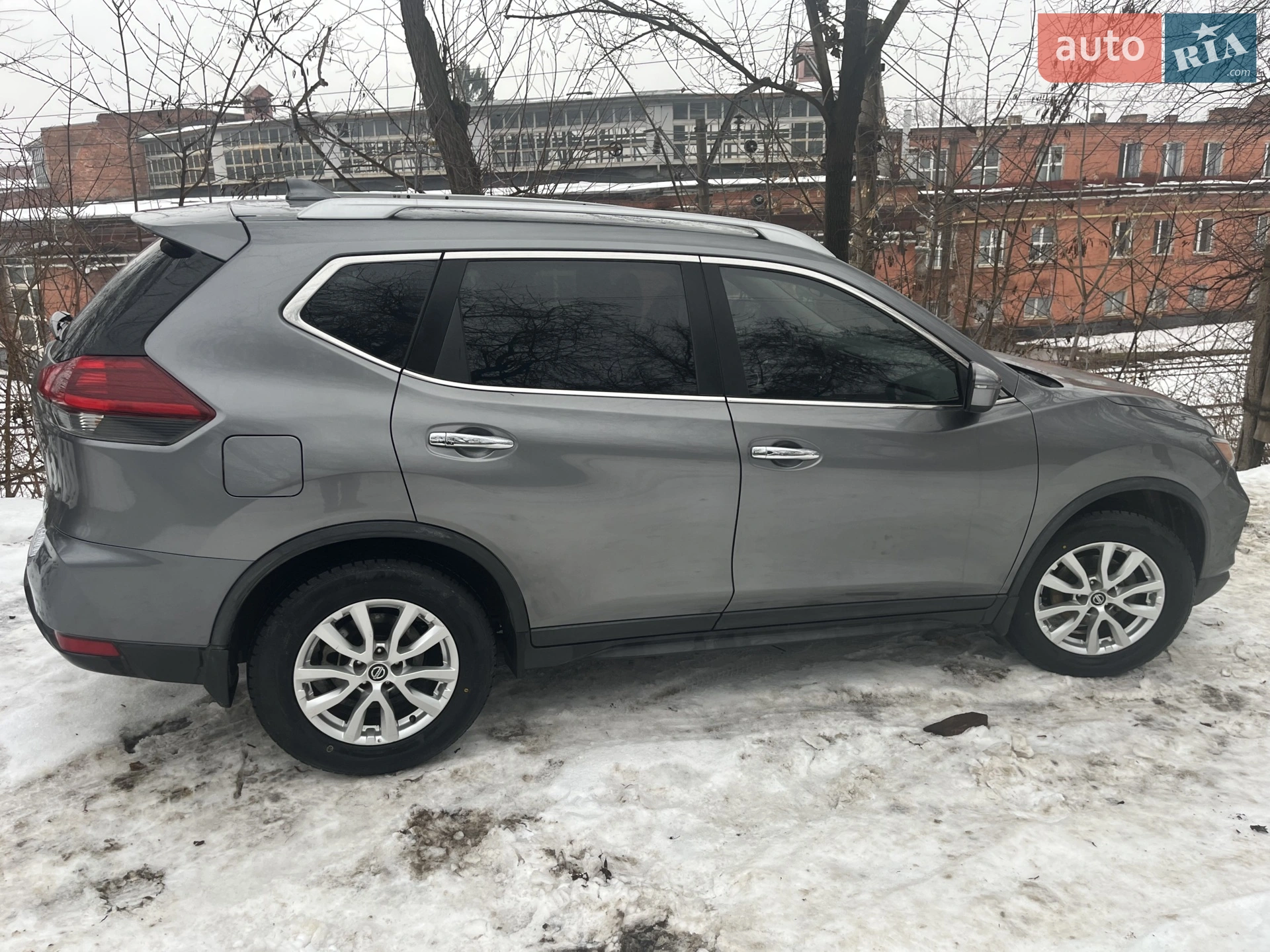 2018 Nissan Rogue - мініатюра 3
