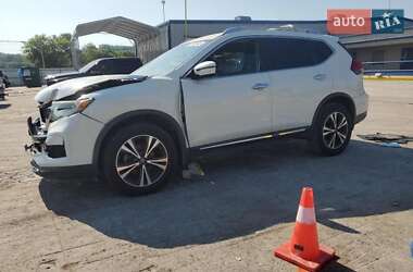 Внедорожник / Кроссовер Nissan Rogue 2017 в Львове