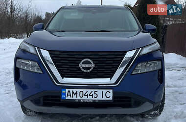 Внедорожник / Кроссовер Nissan Rogue 2023 в Житомире