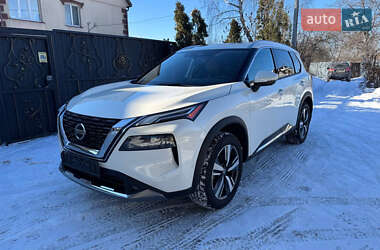 Внедорожник / Кроссовер Nissan Rogue 2021 в Киеве