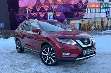 Внедорожник / Кроссовер Nissan Rogue 2020 в Киеве