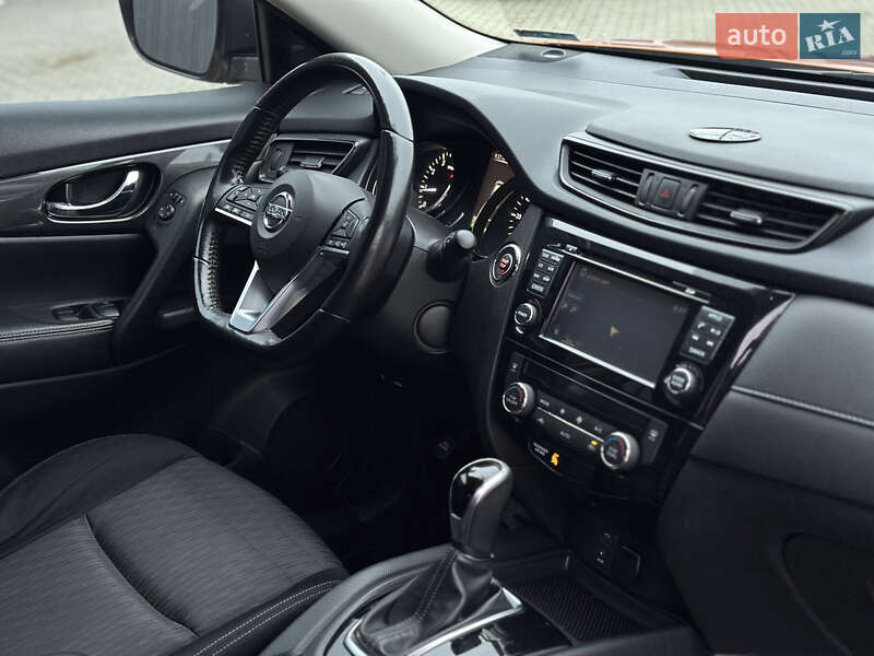 Внедорожник / Кроссовер Nissan Rogue 2017 в Ужгороде фото 26 Внедорожник / Кроссовер Nissan Rogue 2017 в Ужгороде