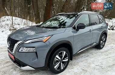 Позашляховик / Кросовер Nissan Rogue 2023 в Києві