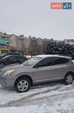 Внедорожник / Кроссовер Nissan Rogue 2012 в Черновцах