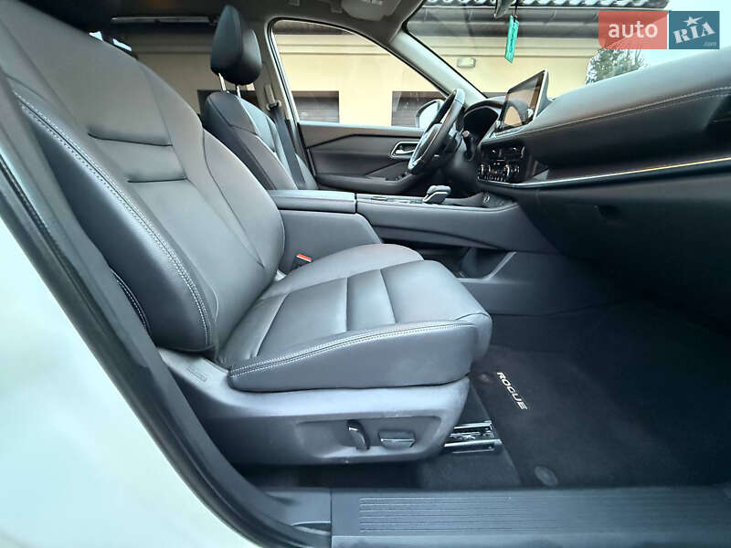 Внедорожник / Кроссовер Nissan Rogue 2020 в Днепре