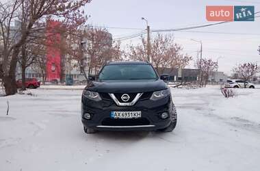 Позашляховик / Кросовер Nissan Rogue 2015 в Харкові