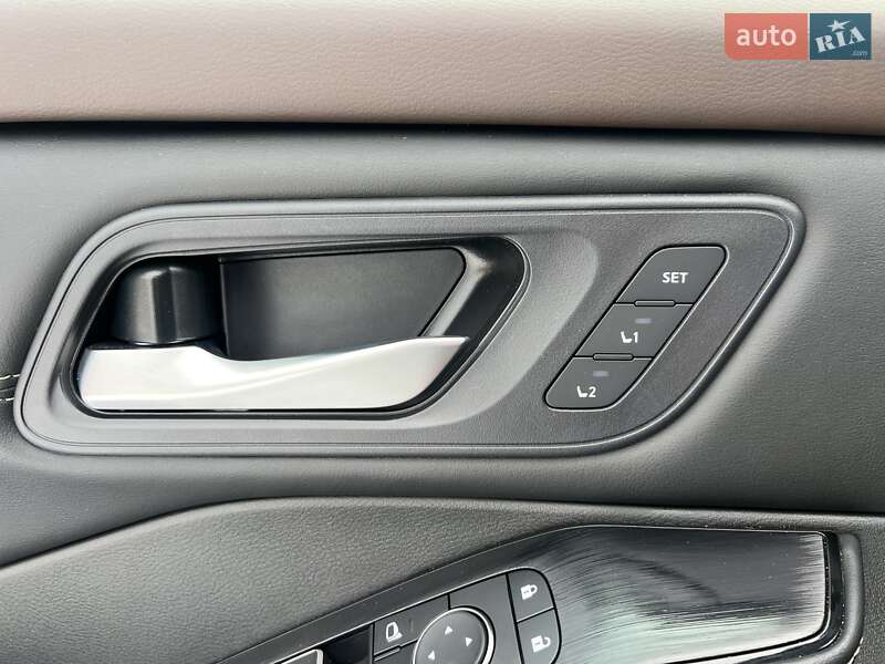 Внедорожник / Кроссовер Nissan Rogue 2023 в Киеве