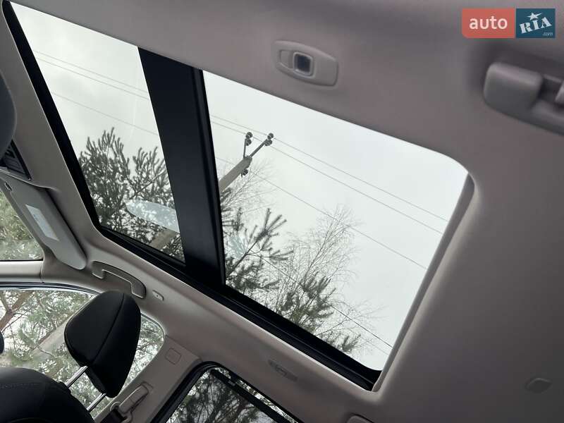 Внедорожник / Кроссовер Nissan Rogue 2023 в Киеве