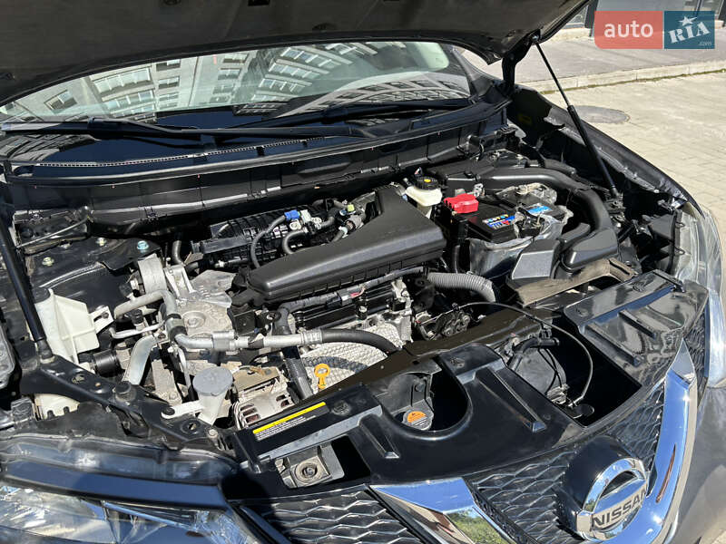 Внедорожник / Кроссовер Nissan Rogue 2016 в Ивано-Франковске