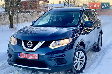 Внедорожник / Кроссовер Nissan Rogue 2016 в Житомире