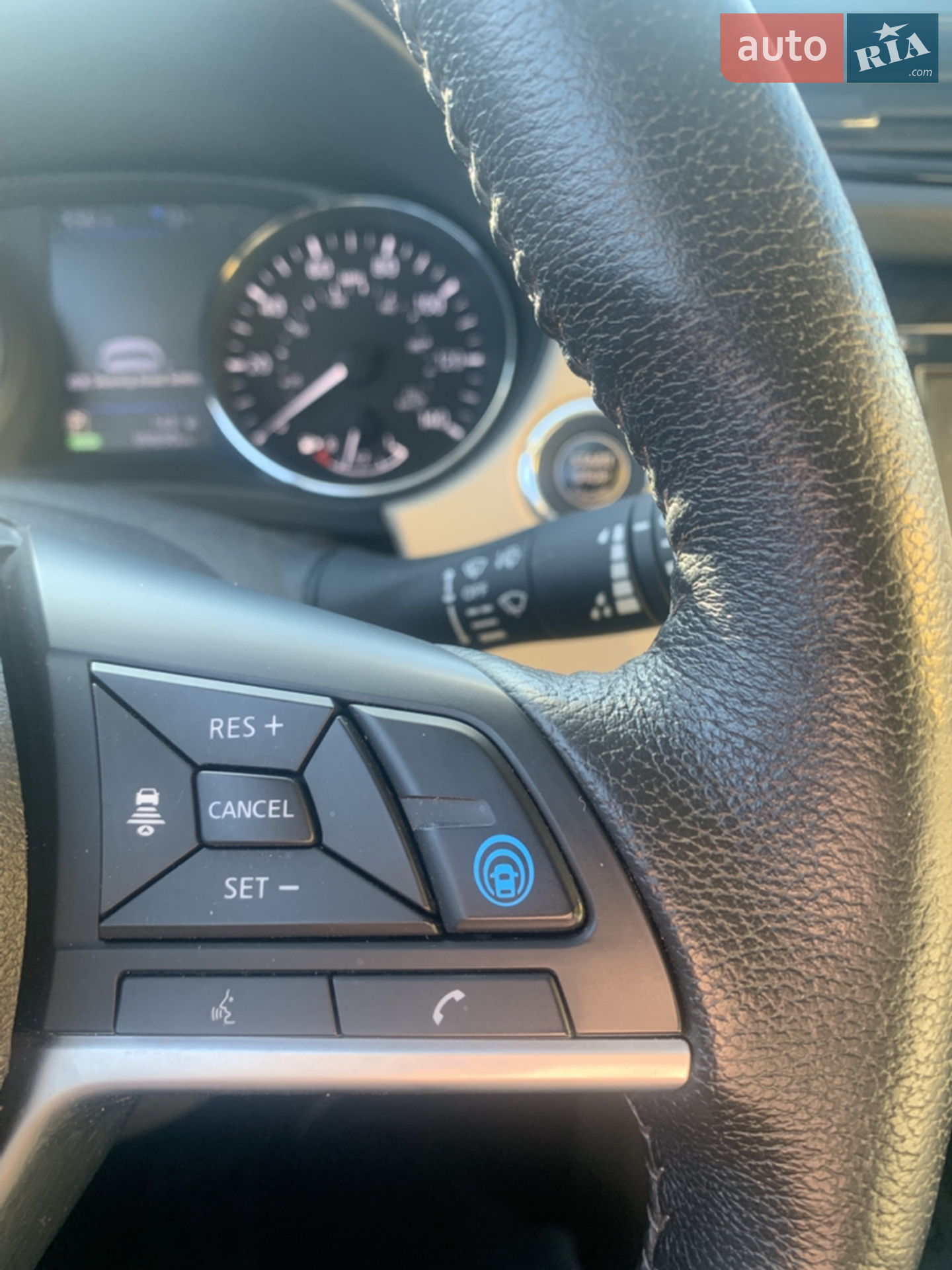 2018 Nissan Rogue - мініатюра 15