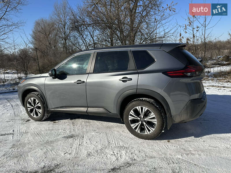 Внедорожник / Кроссовер Nissan Rogue 2023 в Кременчуге