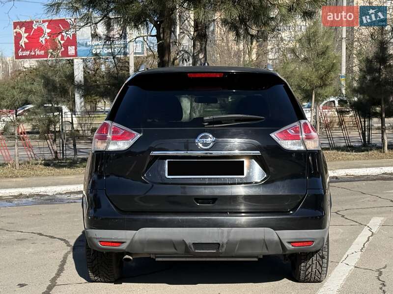 Внедорожник / Кроссовер Nissan Rogue 2015 в Одессе