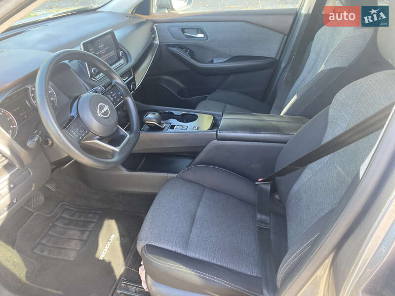 Внедорожник / Кроссовер Nissan Rogue 2023 в Кременчуге