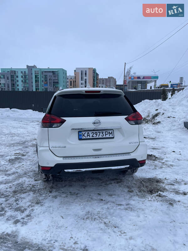 Внедорожник / Кроссовер Nissan Rogue 2019 в Киеве
