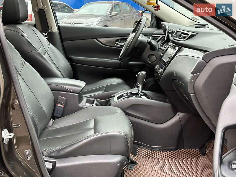 Внедорожник / Кроссовер Nissan Rogue 2014 в Одессе