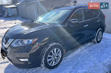 Позашляховик / Кросовер Nissan Rogue 2017 в Харкові
