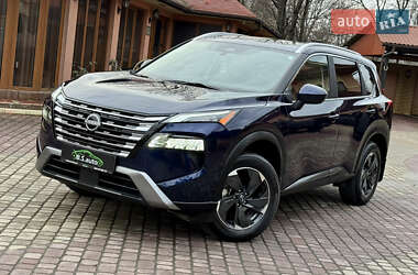 Внедорожник / Кроссовер Nissan Rogue 2024 в Мукачево