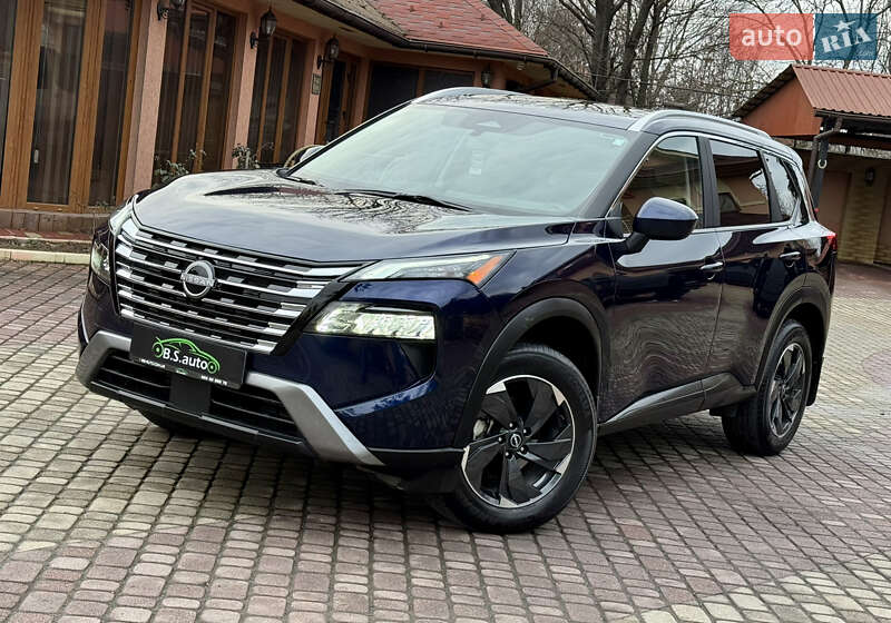 Внедорожник / Кроссовер Nissan Rogue 2024 в Мукачево