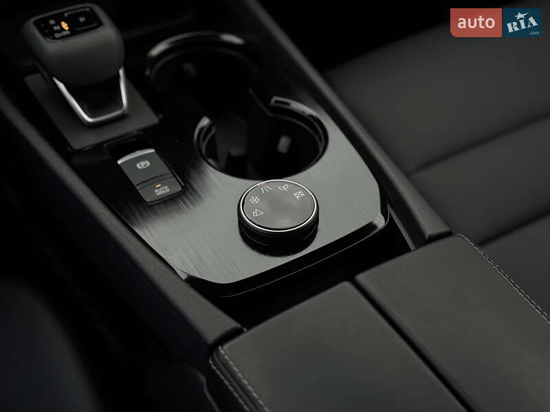 Внедорожник / Кроссовер Nissan Rogue 2024 в Мукачево