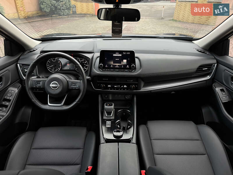 Внедорожник / Кроссовер Nissan Rogue 2024 в Мукачево