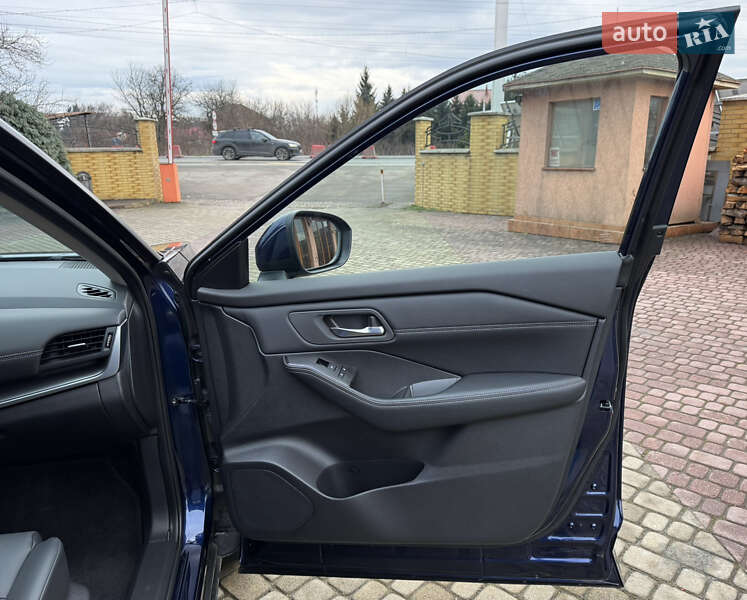 Внедорожник / Кроссовер Nissan Rogue 2024 в Мукачево