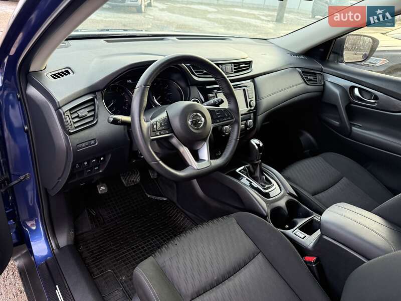 Внедорожник / Кроссовер Nissan Rogue 2019 в Кропивницком