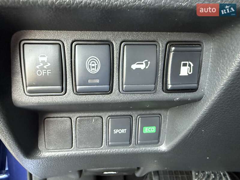 Внедорожник / Кроссовер Nissan Rogue 2019 в Кропивницком