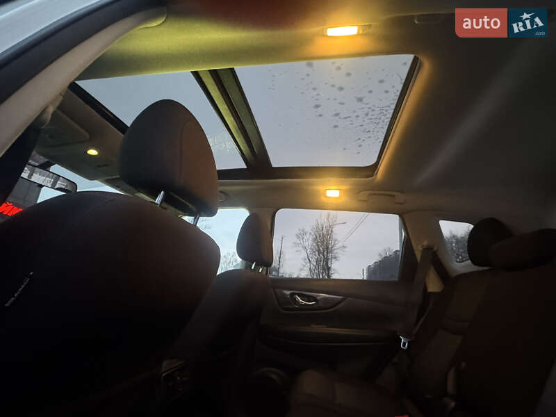 Внедорожник / Кроссовер Nissan Rogue 2017 в Тернополе фото 12 Внедорожник / Кроссовер Nissan Rogue 2017 в Тернополе