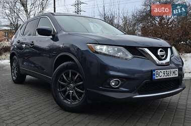 Позашляховик / Кросовер Nissan Rogue 2016 в Львові