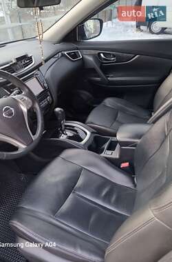 Внедорожник / Кроссовер Nissan Rogue 2016 в Ивано-Франковске