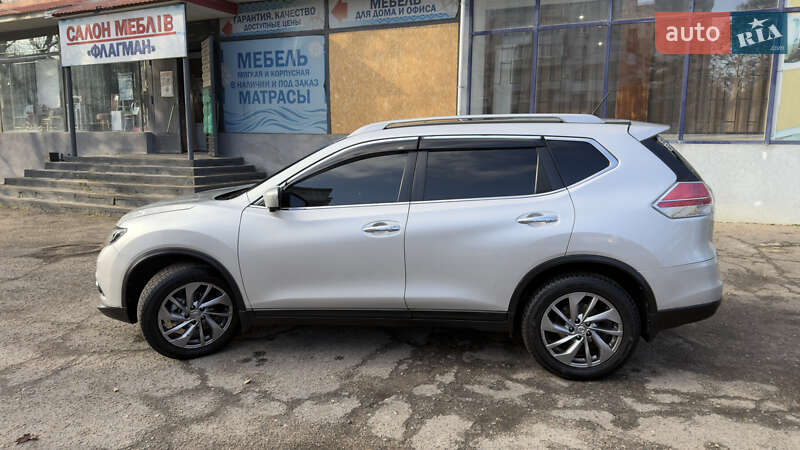 Внедорожник / Кроссовер Nissan Rogue 2015 в Очакове