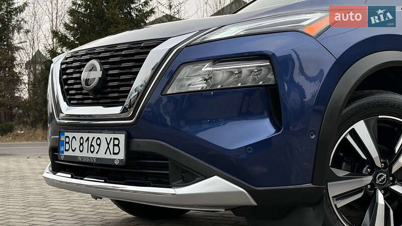 Внедорожник / Кроссовер Nissan Rogue 2023 в Дрогобыче