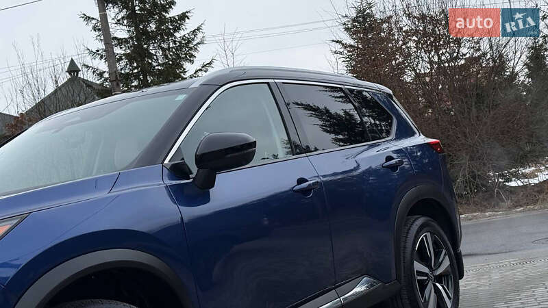 Внедорожник / Кроссовер Nissan Rogue 2023 в Дрогобыче