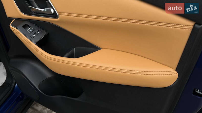 Внедорожник / Кроссовер Nissan Rogue 2023 в Дрогобыче