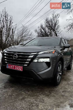 Внедорожник / Кроссовер Nissan Rogue 2024 в Харькове
