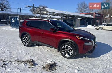 Внедорожник / Кроссовер Nissan Rogue 2021 в Ровно