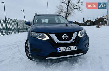 Внедорожник / Кроссовер Nissan Rogue 2017 в Киеве