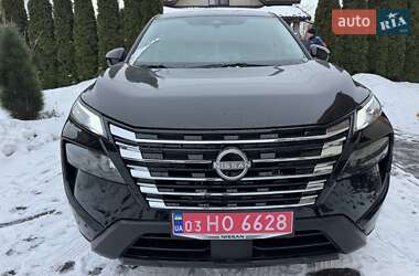 Позашляховик / Кросовер Nissan Rogue 2024 в Нововолинську